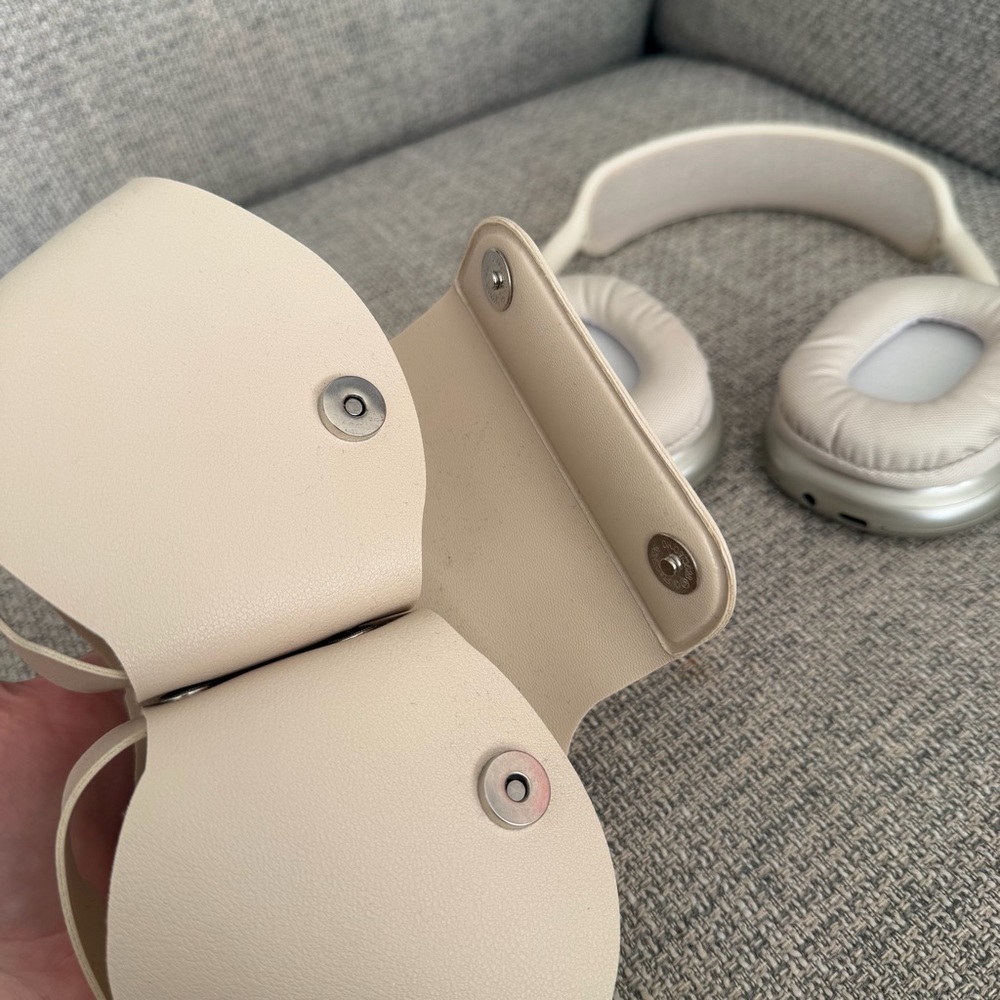 Max Headphones - Picture 10 of 10